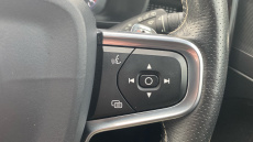 Volvo Xc40 2.0 T4 R DESIGN Pro 5dr AWD Geartronic Petrol Estate